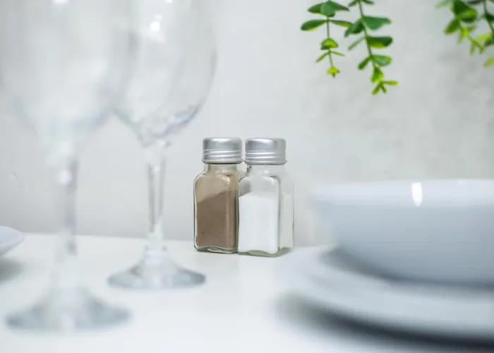 Cozy Flat, 7mins From Centre, Parking, Wifi & Netflix Apartment