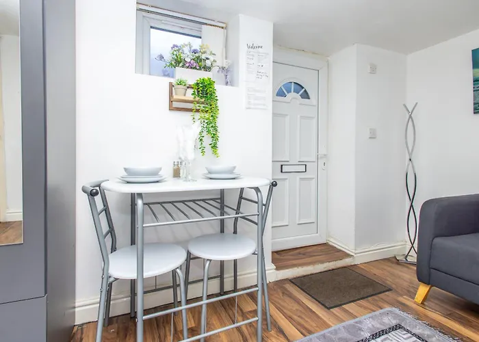 Cozy Flat, 7mins From Centre, Parking, Wifi & Netflix * Leeds (West Yorkshire)